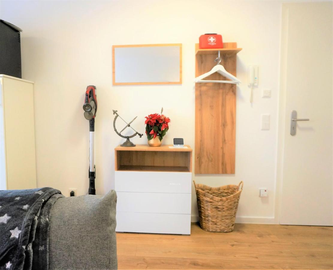 Mein Apartment, Stars Mit Balkon Und Klima Fuer Bis Zu 4 Personen Франкенталь Экстерьер фото