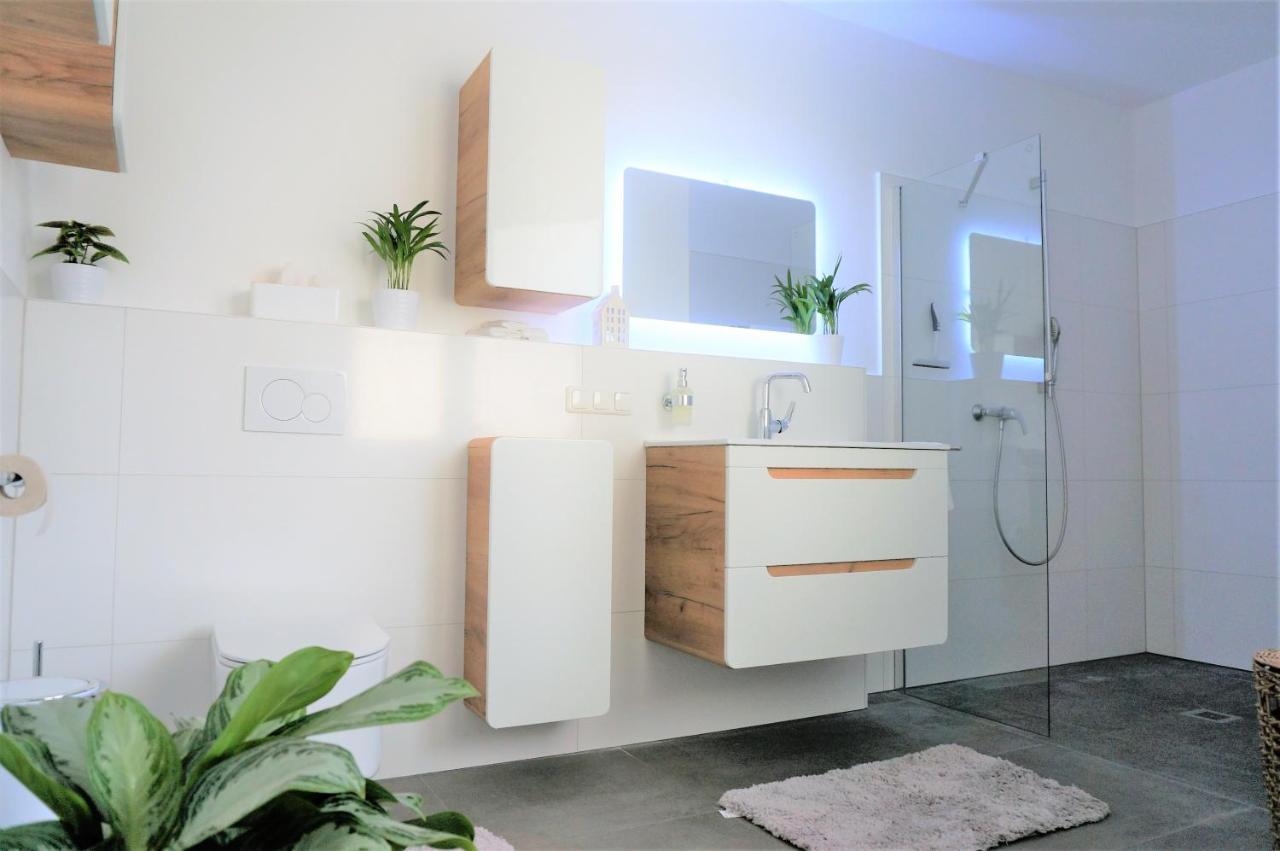 Mein Apartment, Stars Mit Balkon Und Klima Fuer Bis Zu 4 Personen Франкенталь Экстерьер фото